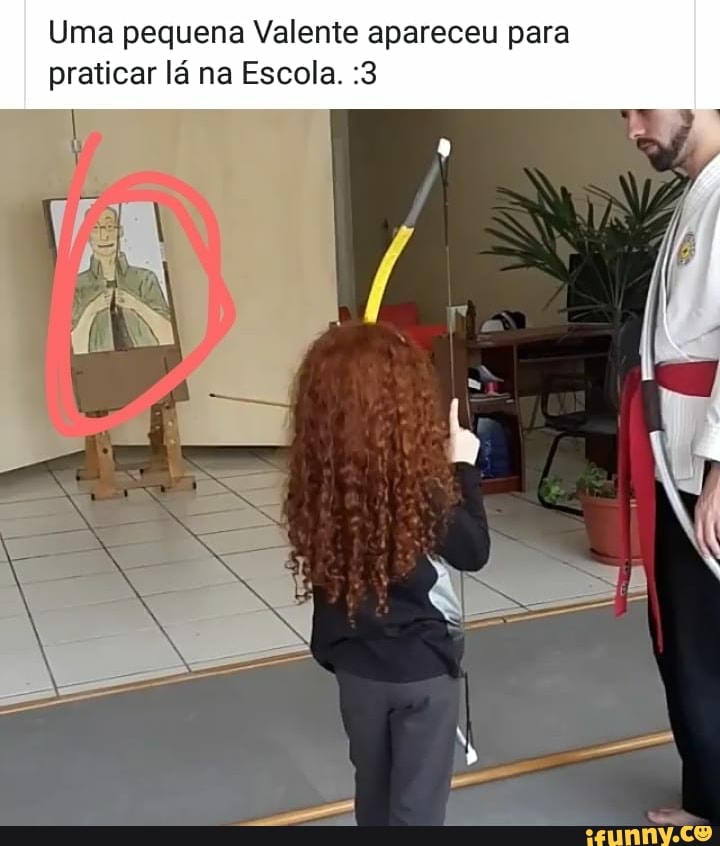 Uma pequena Valente apareceu para
praticar lá na Escola. :3