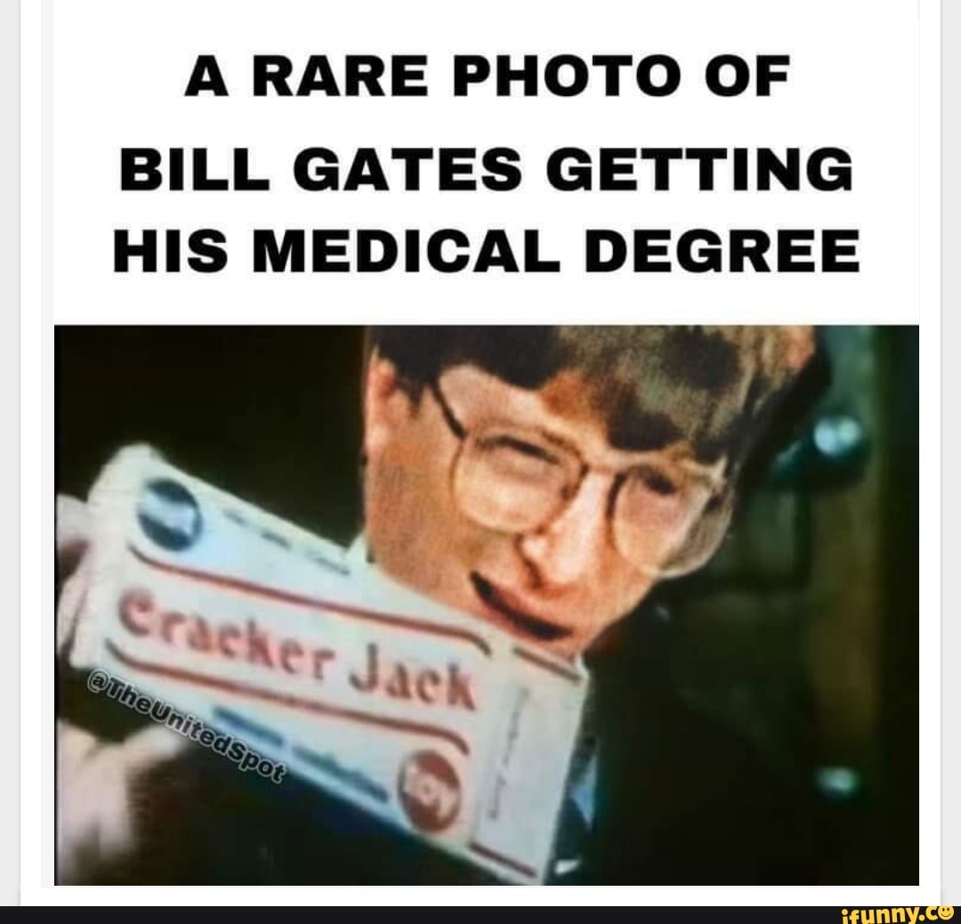 A RARE PHOTO OF BILL GATES GETTING HIS MEDICAL DEGREE iFunny
