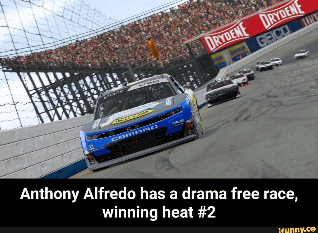 Z
Anthony Alfredo has a drama free race,
winning heat #2 - Anthony Alfredo has a drama free race, winning heat #2