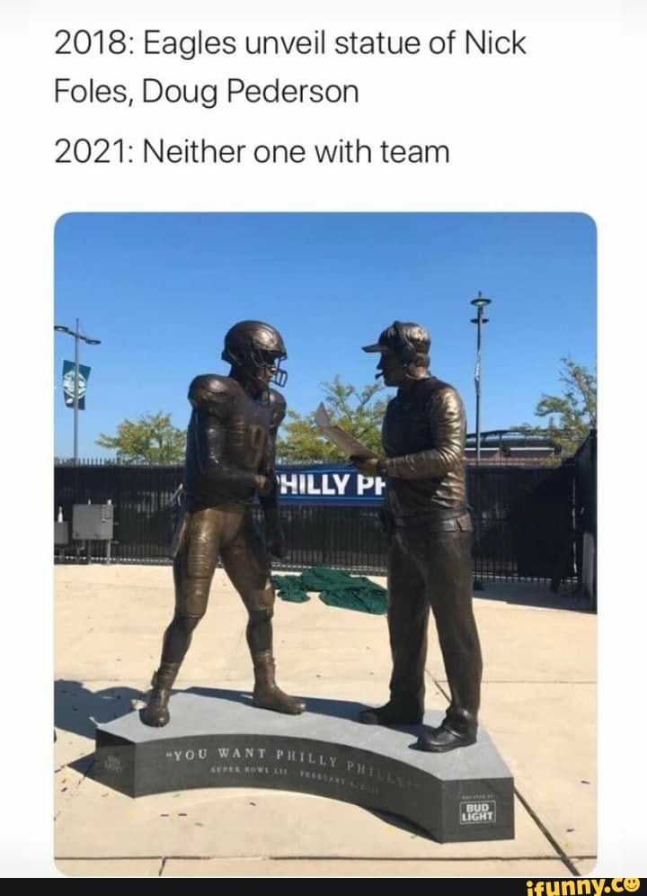 nick foles statue