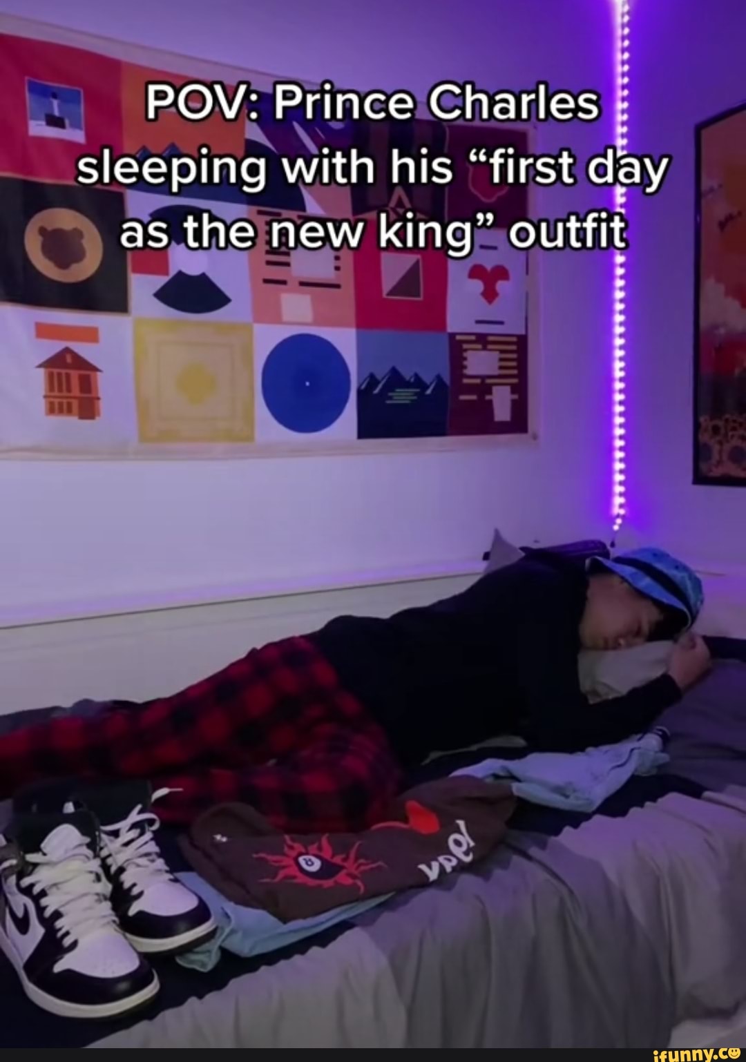 POW Prince Charles sleeping with his "first day as the new king" outfit