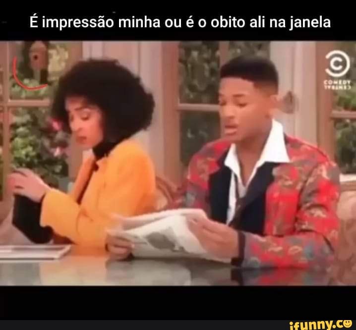 É impressão minha ou é o obito ali na janela