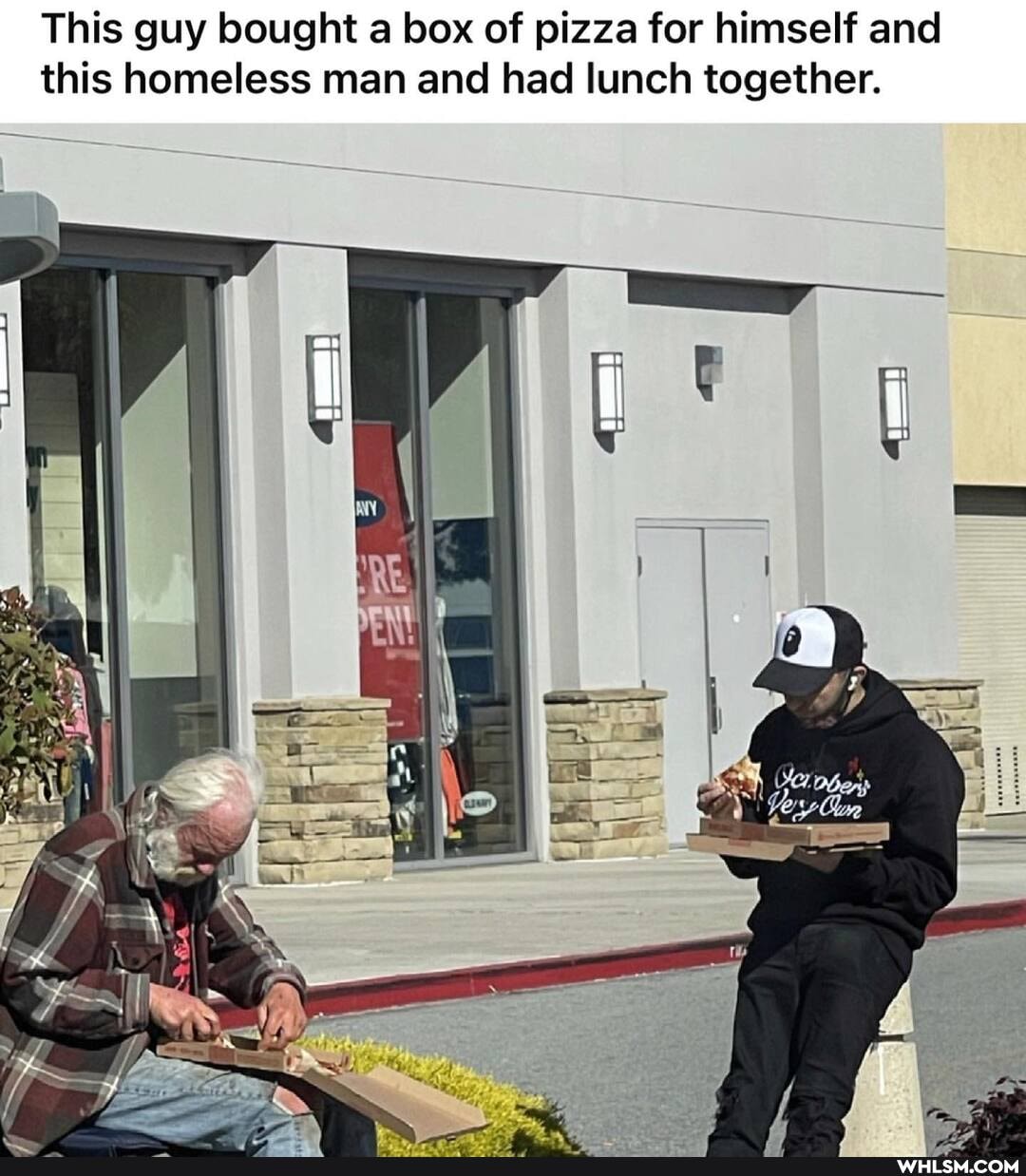 This guy bought a box of pizza for himself and this homeless man and had lunch together.
