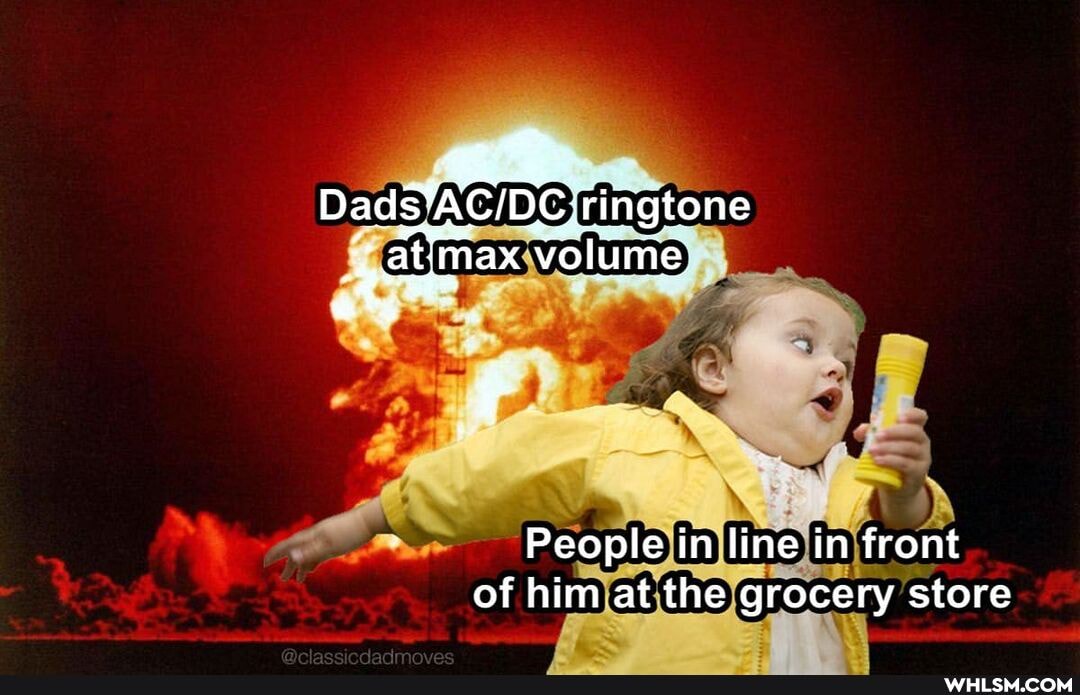 volume
People in line in front of him at the grocery store