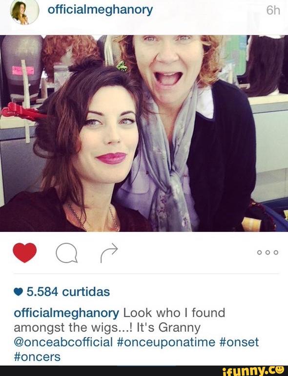 (l officialmeghanory
oflicialmeghanory Look who I found
amongst the wigs...! It's Granny
@onceabcofficial #onceuponatime #onset
#oncers