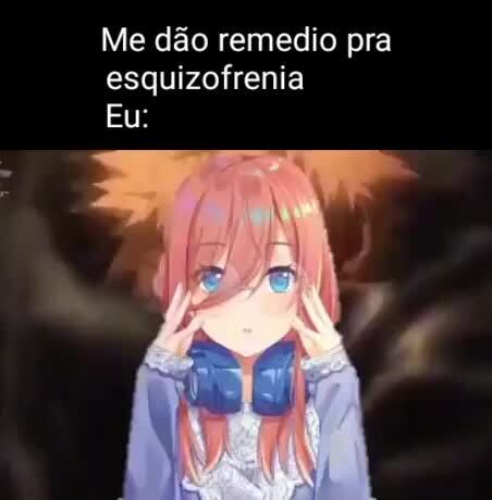 Meu amigo e minha esquizofrênia vendo eu pedir para professora colocar  MDPOPE - iFunny Brazil