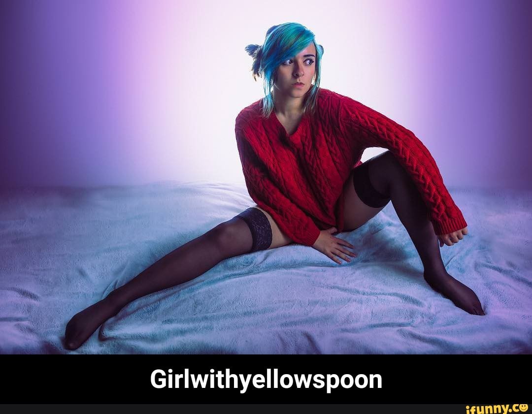 Girlwithayellowspoon